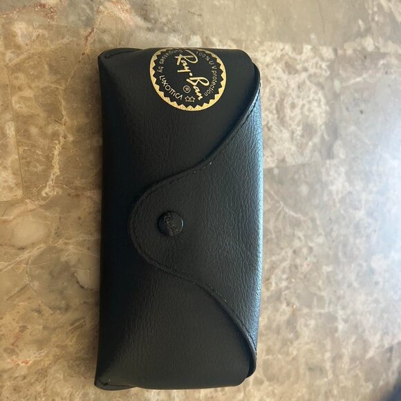 Ray Ban Polarized Aviator Sunglasses - Picture 6 of 6